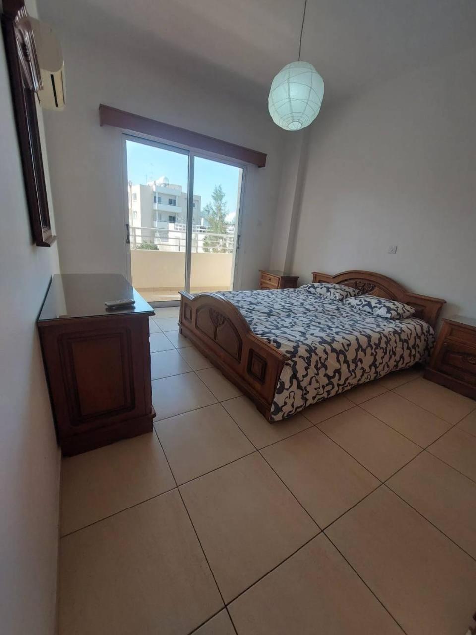 Sunny 2 Bedroom Larnaca Center المظهر الخارجي الصورة
